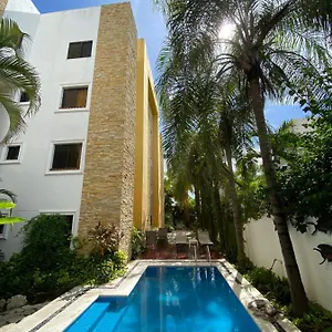 Golondrinas Hotel